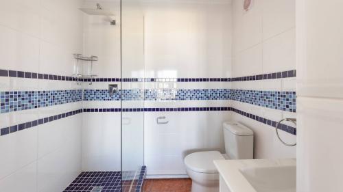 fly-me-to-the-moon-guesthouse-mossel-bay-accommodation-palm-suite-2