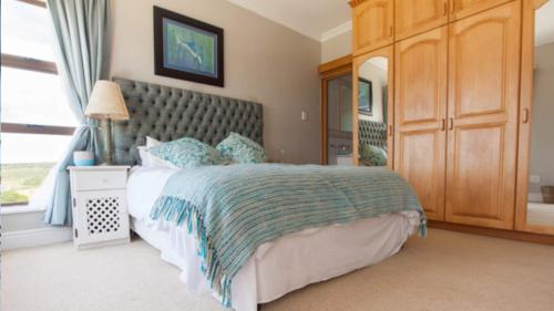 luxury-guesthouse-accommodation-at-mossel-bay-south-africa-sugarbird-room-1920--1080-px-4