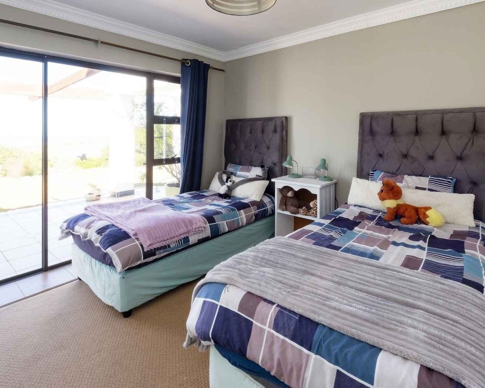 Fly me to the moon guesthouse - Mossel Bay accommodation - Aloe Villa (2)