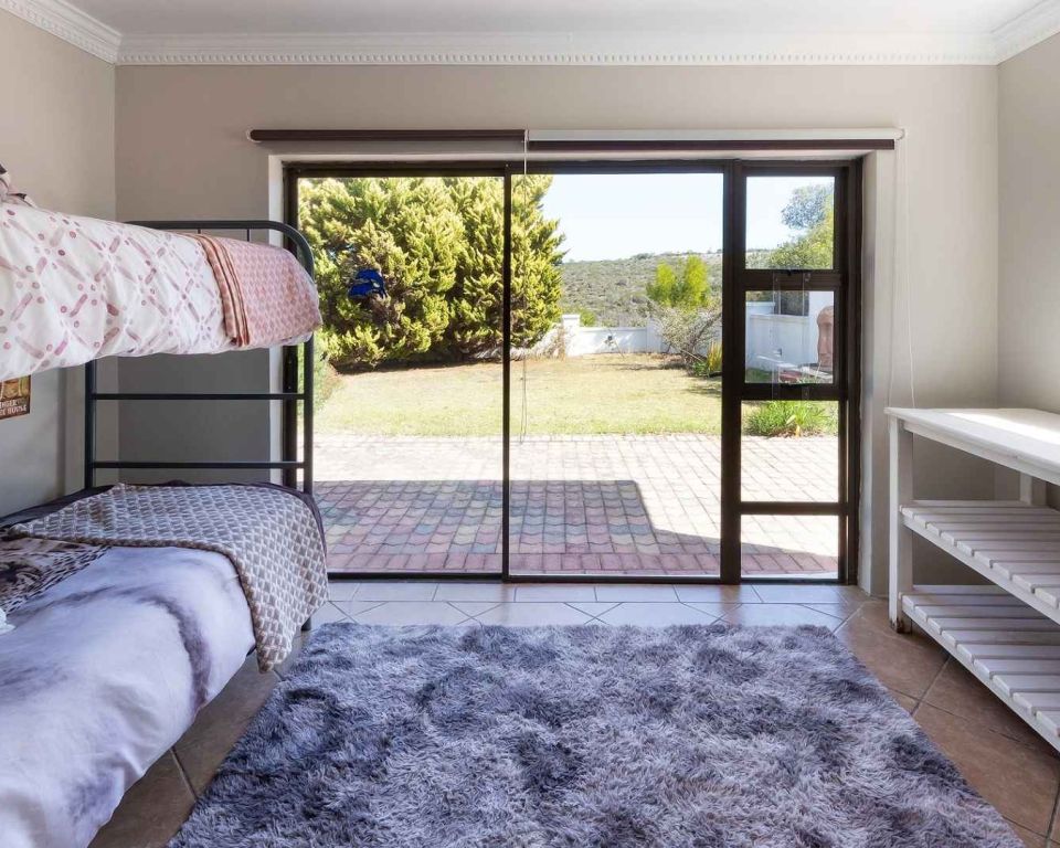 Fly me to the moon guesthouse - Mossel Bay accommodation - Aloe Villa (4)