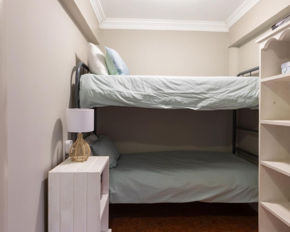 Fly me to the moon guesthouse - Mossel Bay accommodation - fern suite (8)